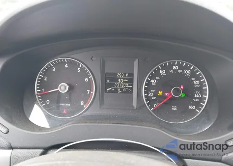 2013 Volkswagen Jetta 2.5L Sel z USA, uszkodzony, nr VIN 3VWLX7AJ6DM361791